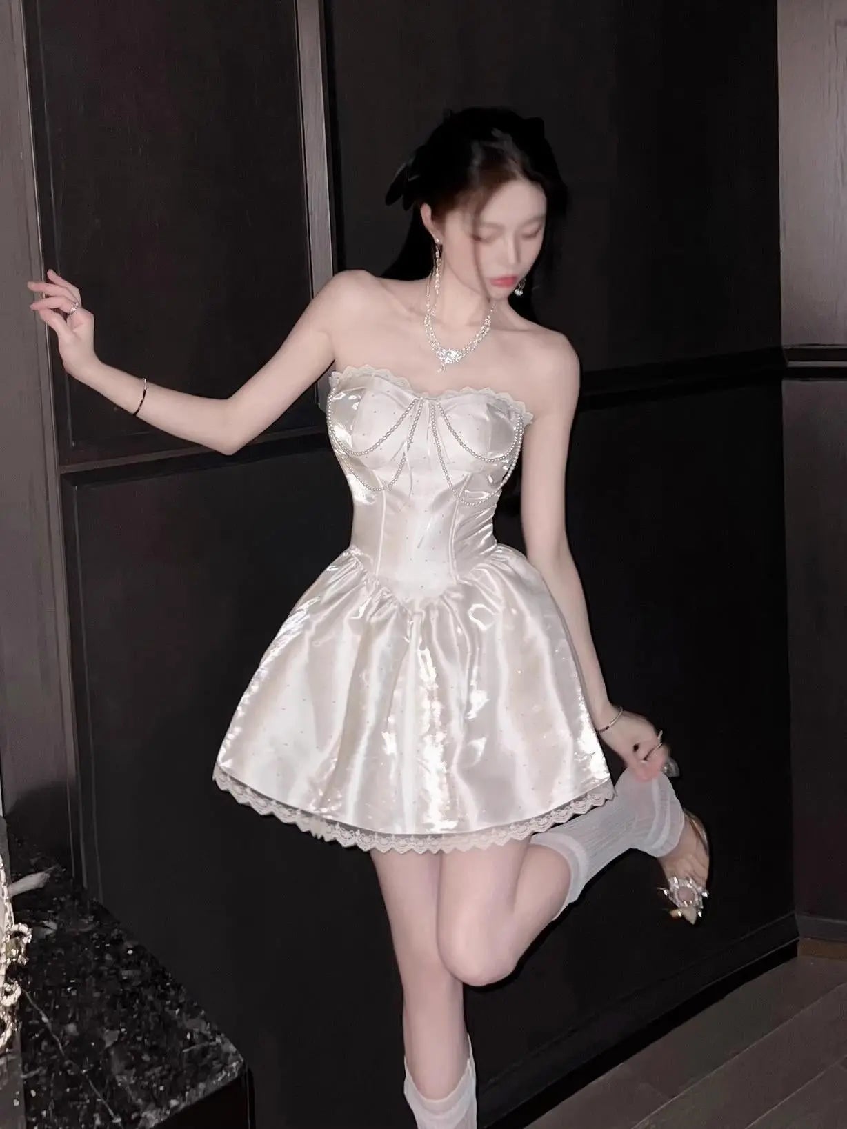 Adele White Sweetheart A-line Satin Mini Dress