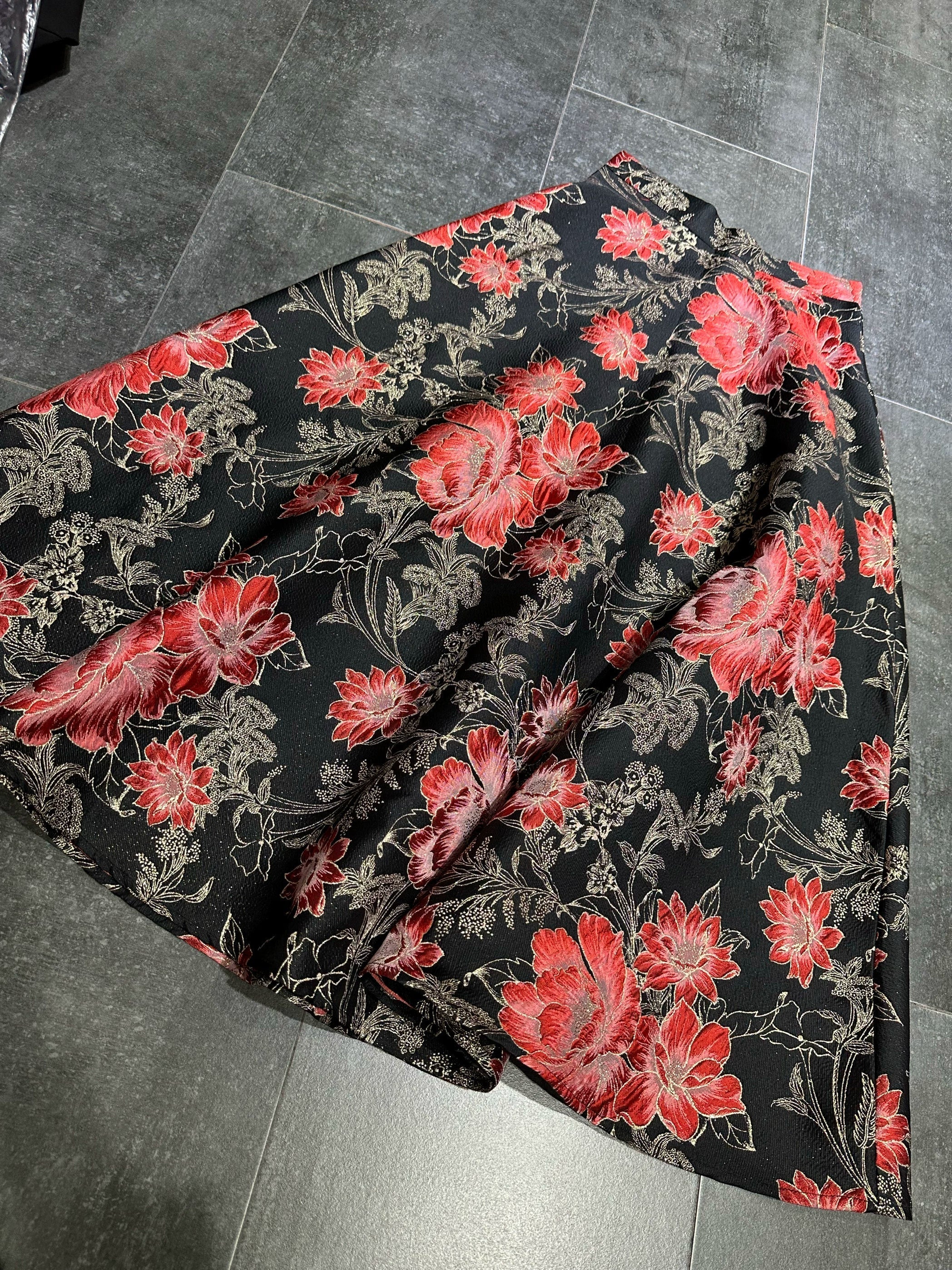 Waist A-Line Hem Midi Skirt