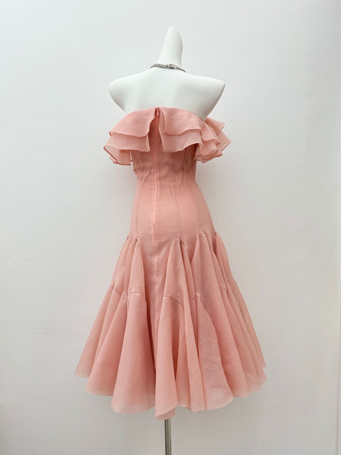 Off Shoulder Ruffle Midi Dress In Pink