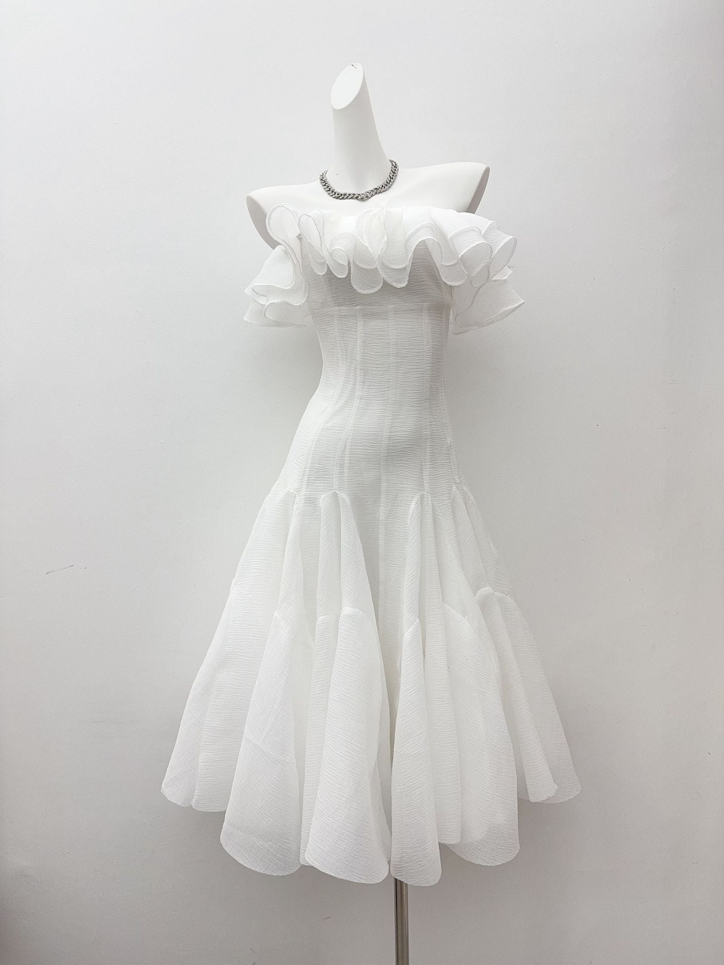 Off Shoulder Ruffle Midi Dress In White
