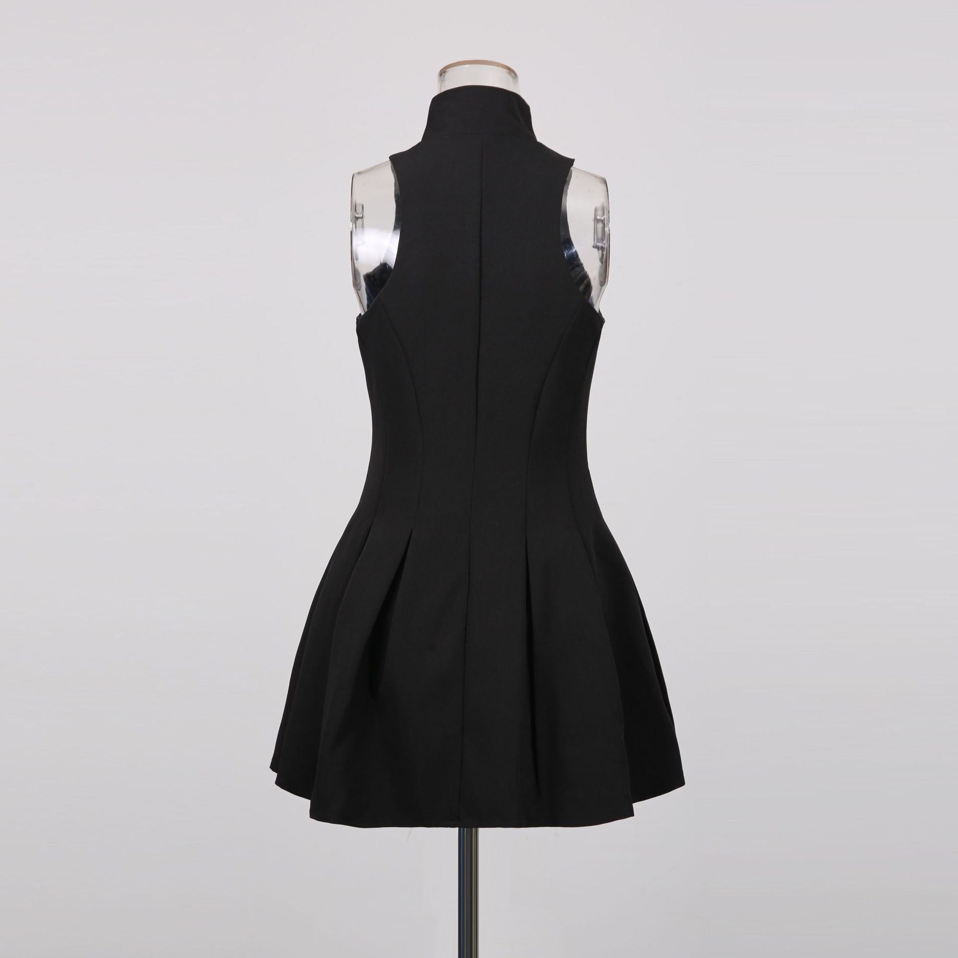 Black Dress in Grain