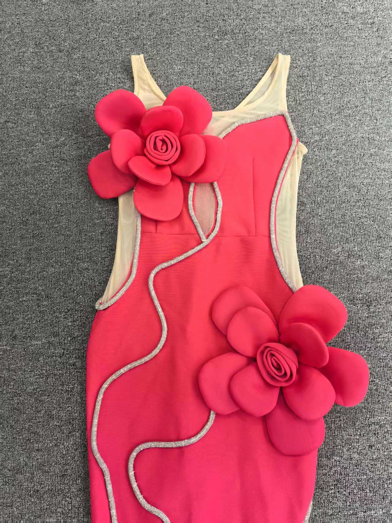 Diamond 3D Flower Sequin Bandage Maxi Dress in Rose Red