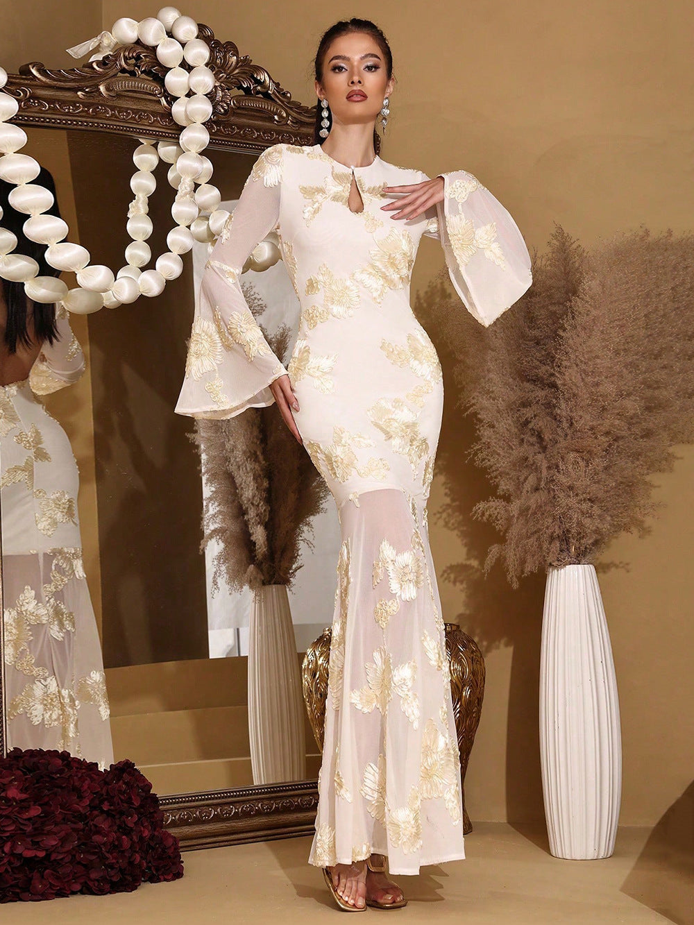 Sleeve Hip-Hugging Mesh Embroidery Maxi Dress in Yellow