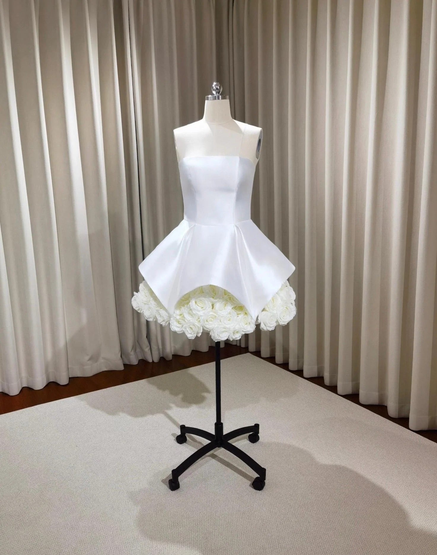 Flower Mini Dress In White