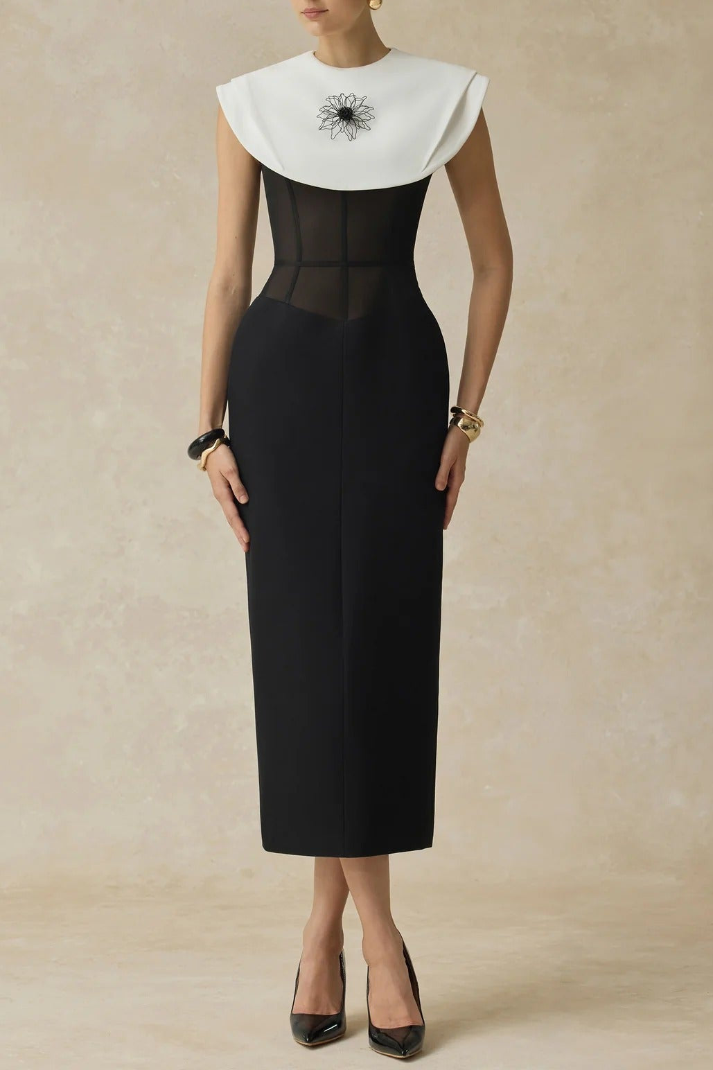 Black Sleeveless Midi Dress With White Cape