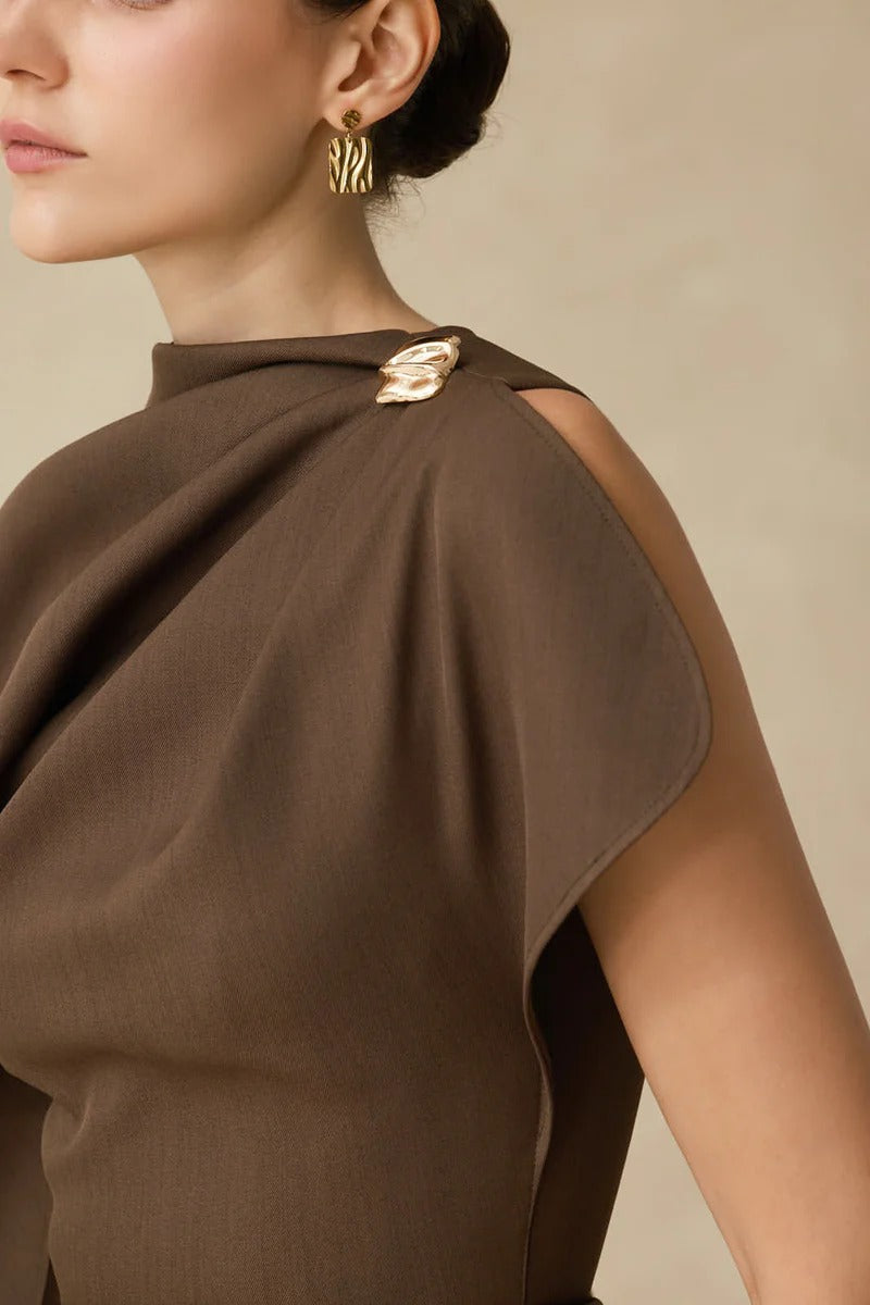 Sleeve Mini Dress in Brown