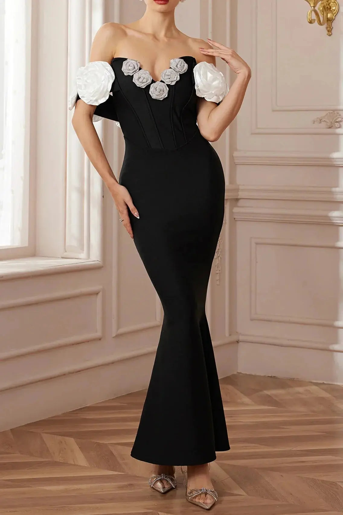 Black Haute Ribbon-Corset White Flower Maxi Dress