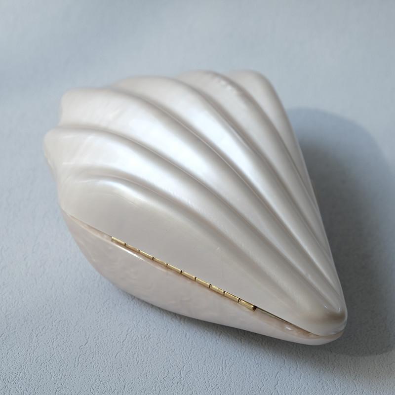 Shell Bridal Clutch